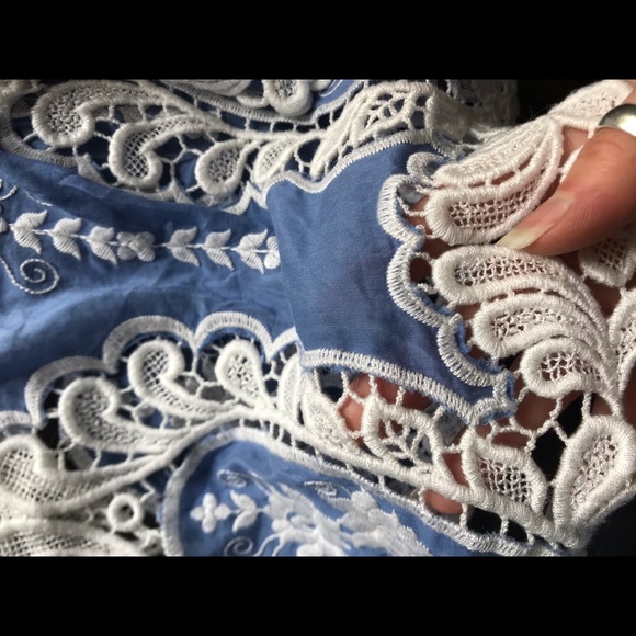 Dolce Vita Crop Top - Picture 4 of 4